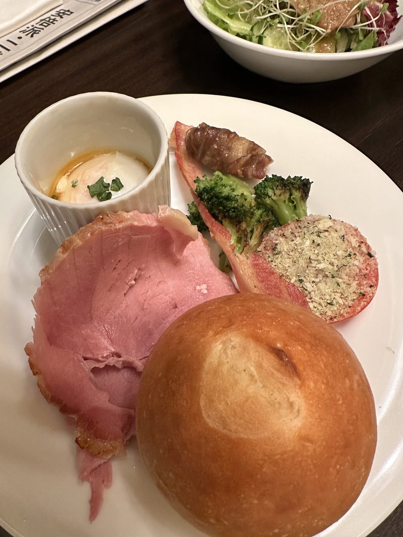 グランド ハイアット 東京の朝食で食べた洋食の皿